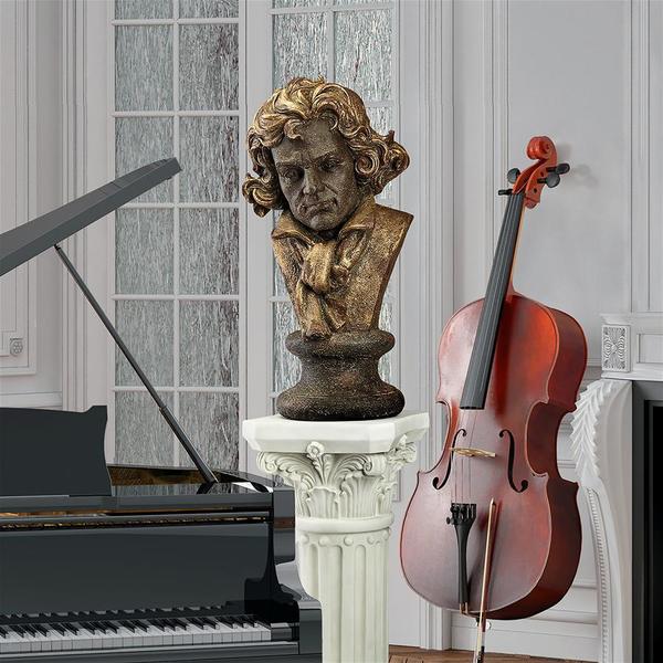 Design Toscano Ludwig van Beethoven Sculptural Composer Bust DS194443